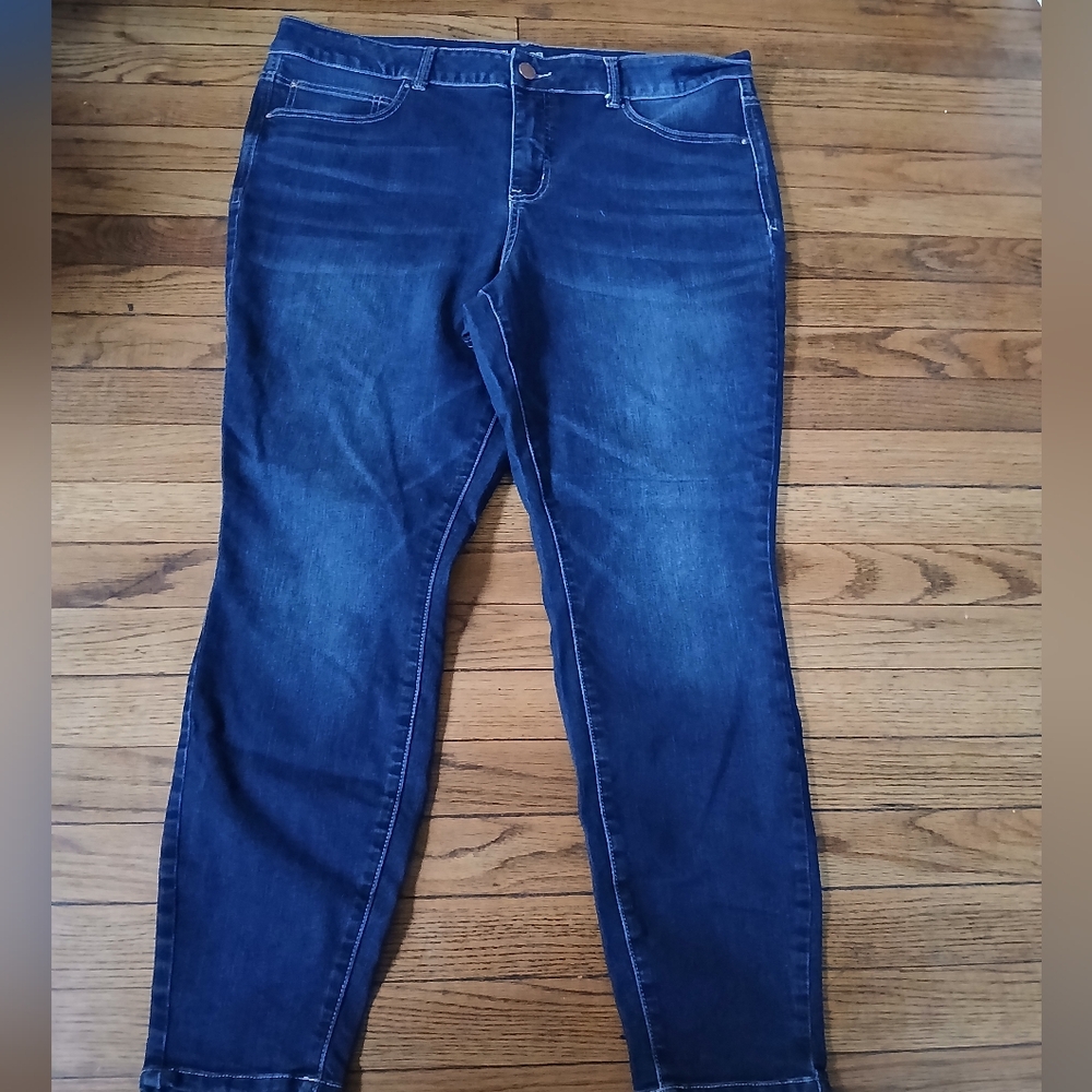 Maurices Everflex High Rise - Women's Dark Wash Stretch Jeans. Size 22W